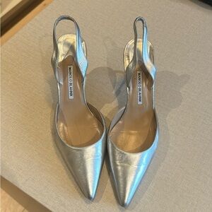 Manolo Blahnik Carolyne Metallic Silver Pointed Heels